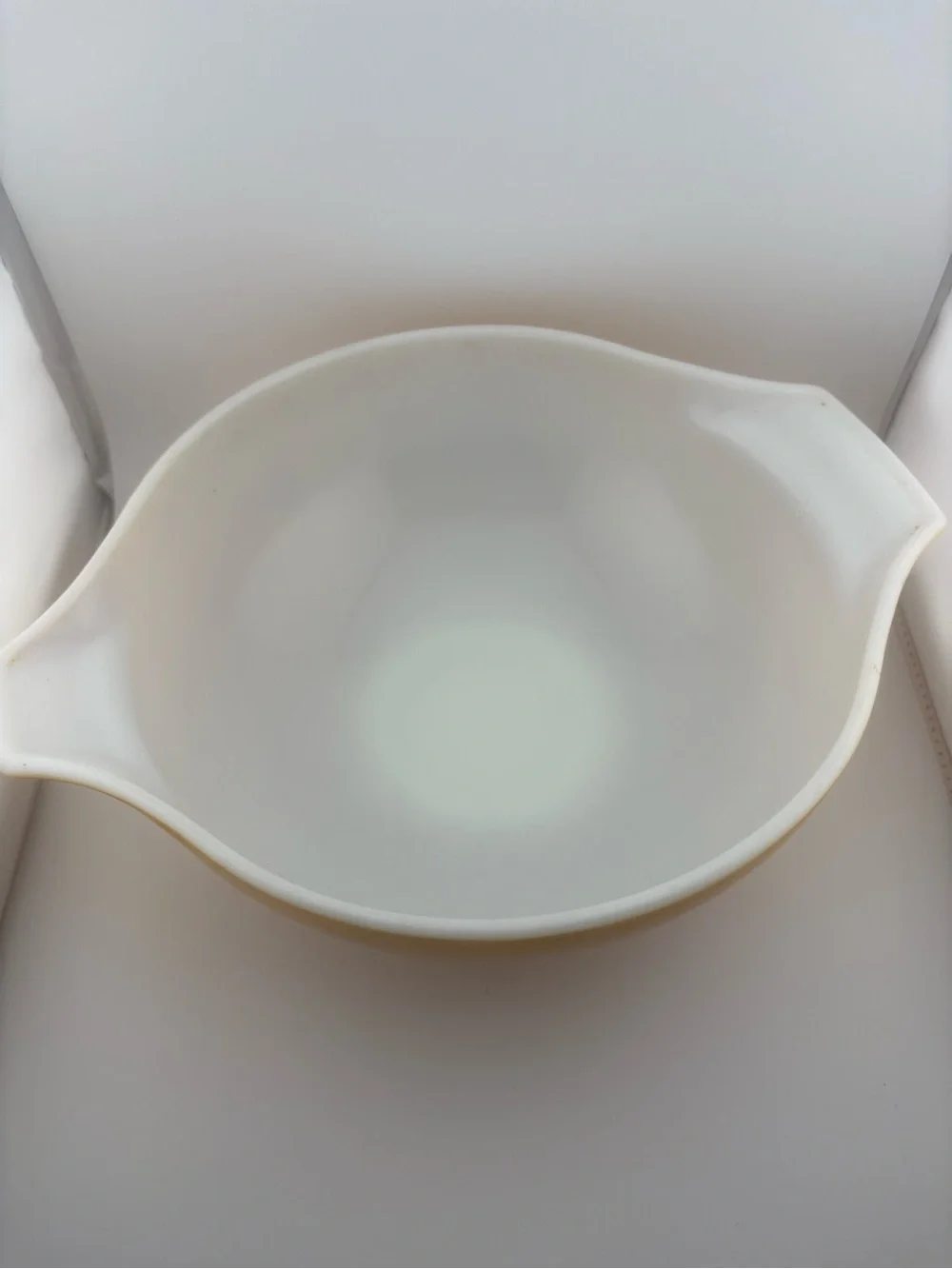Pyrex Butterfly Gold Cinderella 444 Mixing Bowl